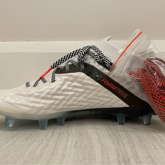 Soccer Cleats - Picture 3 of 5